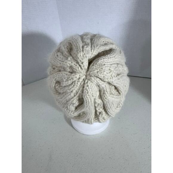 'COLUMBIA' Winter Hat Insulated Beanie Cream One Size Unisex Preppy Skiing Snow - Picture 5 of 9